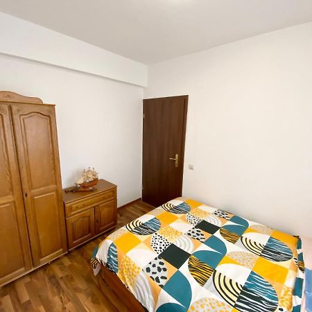 Cozy Apartment 2 Bedroom Private Parking Cluj-Napoca Exterior photo